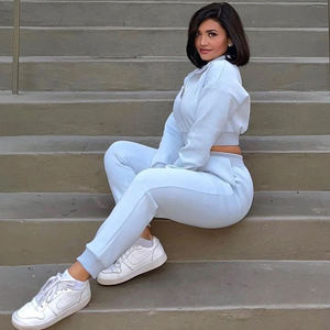 Concevez votre survêtement personnalisé pour femmes sweat-shirt décontracté pour femmes sweat à capuche pantalon de survêtement deux pièces confortable Service OEM - Product Image 3