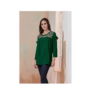 Factory Supply Rayon Western Ladies Top 14KG Heavy Rayon Short Top for Ladies Wear from Indian Supplier