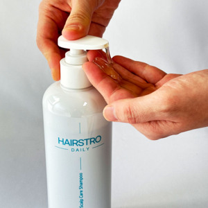 Shampoo équilibrant pour le cuir chevelu HAIRSTRO 500ml Fabriqué en Corée Soin capillaire frais et propre - Product Image 1