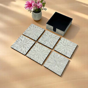 Sous-verres carrés en nacre avec boîte, fabrication artisanale de luxe, protection de table, OEM ODM par des artisans vietnamiens - Product Image 2