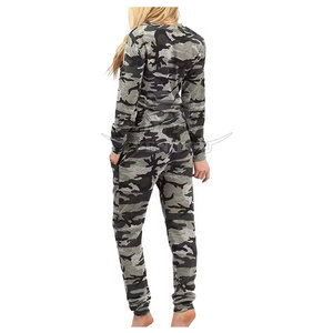 Conjuntos deportivos de camuflaje para mujer al por mayor, cómodos, de dos piezas, estilo casual para uso diario y viajes. - Product Image 2