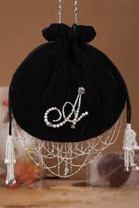 Bolsos Únicos con Bordado PERFECTO, Bolsos de Mano con Bordado Estilo Bohemio, Diseño Elegante con Forro de Perlas para Bodas - Product Image 3