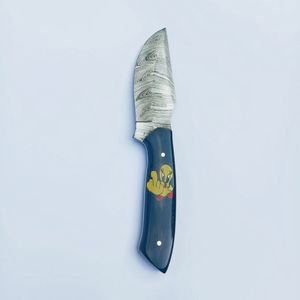 Magnifique couteau Skinner de camping à lame tranchante fixe en acier damas de haute qualité avec manche en plastique - Product Image 4