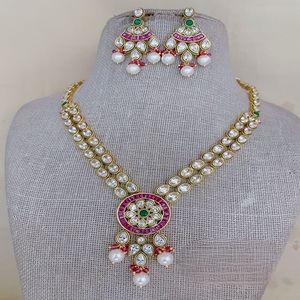 Belle multi-couches plaqué or pierre Look collier ensemble boucles d'oreilles pour les femmes bijoux de créateur pour mariage et fête porter - Product Image 1