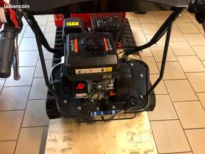 Cortacésped de Conducción Kubota G261HD Nuevo - Precio de Fábrica, Bajo Mantenimiento, ¡Venta Caliente! - Product Image 4