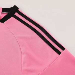 Maillot de football unisexe de haute qualité avec logo personnalisé imprimé, respirant, à manches courtes, en polyester, style sublimation - Product Image 3