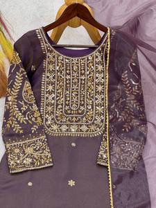 Nuevo Traje Salwar Kameez de Seda de Diseñador con Bordado de Lentejuelas Pesadas, Ropa Tradicional India para Bodas, Fiestas y Festivales - Product Image 3