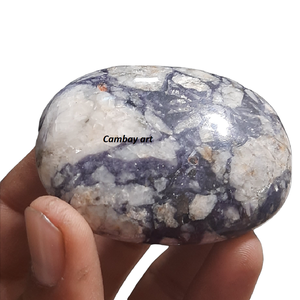 Wholesale Premium Quality Clear Quartz for Palmstone Oval Shape Religious/<b>Mascot</b> Style Home Decor From India - Product Image 2