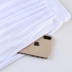 Short de survêtement athlétique d'été 2 en 1 pour hommes personnalisés High Street Poches pour téléphones Short de sport solide pour fitness, course à pied, imprimé numérique - Product Image 5