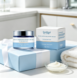 Crème anti-âge au peptide de cuivre bleu – Traitement facial régénérant et hydratant |   OEM - Product Image 2