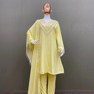 ชุดทํางานฝีมือของนักออกแบบเครื่องแต่งกายพิเศษพร้อมกางเกง ชุดเดรสปาร์ตี้เทศกาล สีสวยเย็บเต็มพร้อมสวมใส่ - Product Image 1