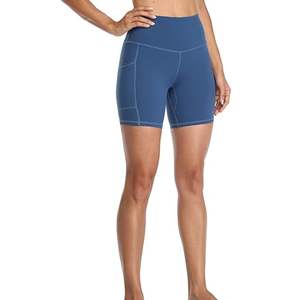 Pantalones cortos de Yoga de cintura alta personalizados para mujer, secado rápido y fruncido, levantamiento de glúteos, pantalones cortos de entrenamiento de gimnasio Premium, patrón sólido - Product Image 3