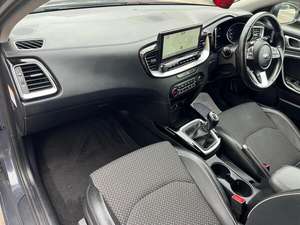 KIA CEED 1.6 USADO, Volante a la Izquierda/Derecha - Product Image 3