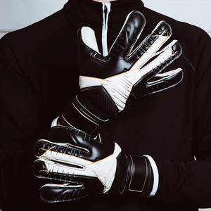 Guantes de portero de fútbol profesional unisex, logotipo personalizado, protección de fútbol adecuada para exteriores, cuero de calidad OEM - Product Image 2
