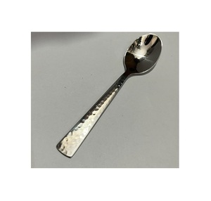 Cuillère en acier inoxydable pur au design antique de qualité supérieure avec une qualité extra et une forme standard à très bon prix - Product Image 3