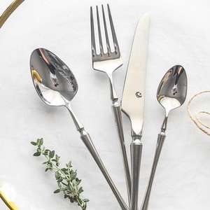 Nouvel ensemble de 4 couverts en acier inoxydable avec des matériaux de qualité supérieure à des prix très avantageux - Product Image 2
