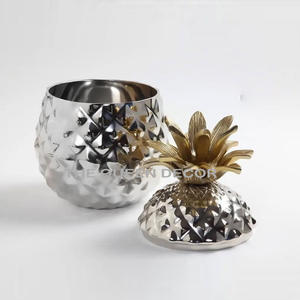 Bol de service en métal en laiton décoratif tendance poli pour chercher à servir de délicieux aliments Dessert hôtel fête de mariage - Product Image 1