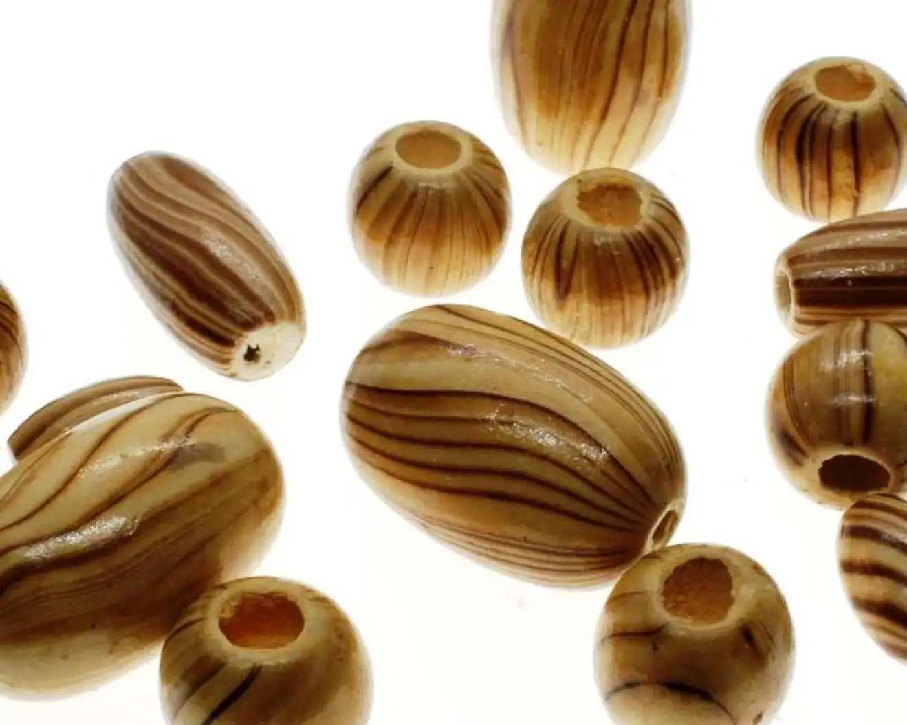 Holz Perlenmischung natürliche und braune Farbe Handwerk Hobby und Schmuck benutzerdefinierte farbige geformte Größe hölzerne Perlen in Indien hergestellt