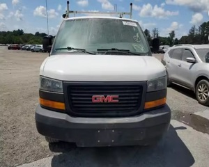 GMC Savana G3500 d'occasion de haute qualité, année 2020 - Product Image 1