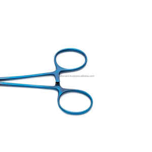 Pinces pour artères anti-moustiques en titane de 10cm (4 pouces), pinces hémostatiques chirurgicales manuelles certifiées CE, fabricant d'instruments médicaux OEM - Product Image 2