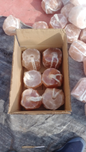 เกลือหิมาลัยแบบก้อนแกะสลักจากธรรมชาติ สำหรับสัตว์เลี้ยง ปศุสัตว์ วัว ม้า โภชนาการสัตว์ รูปแบบสำหรับสัตว์ - Product Image 6