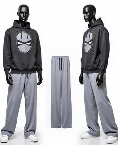 Conjunto Deportivo al por Mayor OEM/ODM, Negro, 100% Algodón, Logotipo Personalizado, Conjunto Deportivo Grueso de Pantalones Deportivos y Sudadera con Capucha para Hombre 2026 - Product Image 1