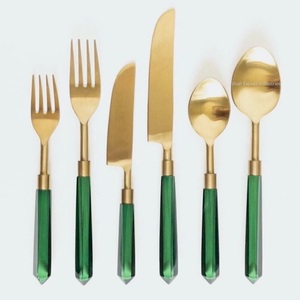 Juego de cubiertos de metal de alta demanda con mango de mármol blanco Gemma recubierto de oro Pvd para juego de cubiertos de vajilla de boda - Product Image 5