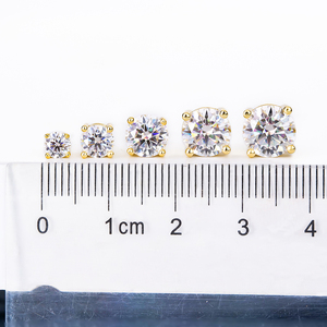 Bijoux fins pour femmes et filles, argent 925 plaqué or jaune, 6,5 mm, 1 carat, boucles d'oreilles serties de diamants moissanite couleur D VVS - Product Image 4