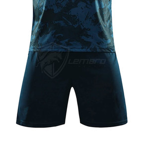 Vente directe d'usine, uniforme de football, tissu respirant 100% polyester, design personnalisable, couleurs, taille adulte unisexe, short inclus - Product Image 3