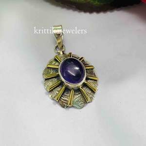 Colgante fino de Plata de Ley 925 hecho a mano con ajuste de bisel de alta calidad, piedra preciosa de amatista natural, accesorio de fiesta para mujer - Product Image 4