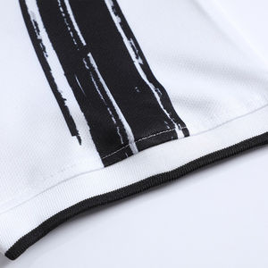 Maillots de football blancs sublimés personnalisés et ensemble de survêtement d'entraînement kit de football uniformes porter - Product Image 4