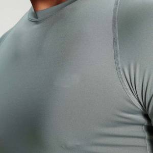 T-shirts à manches courtes Slim Fitness pour vêtements pour hommes, conception de logo personnalisée OEM, couleur unie, style streetwear, t-shirt en coton pour hommes - Product Image 5