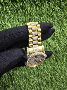 Montre pour homme ultra-luxe bicolore, sertie de diamants Moissanite étincelants VVS, cadran à chiffres romains, édition limitée, fonction jour - Product Image 4