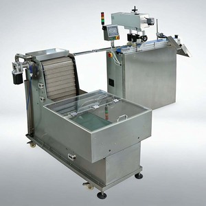 Macchina per Marcatura Laser UV di Tappi di Bottiglia con Ispezione Visiva e Raccolta Dati per Tracciabilità Anti-Contraffazione - Product Image 2