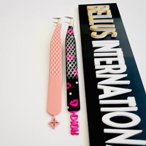 Pinzas de pestañas de volumen de microfibra de 90 grados, herramientas de extensión de pestañas con logotipo personalizado y embalaje para uso profesional - Product Image 4