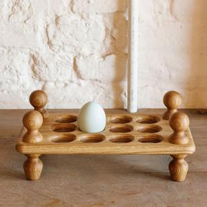 Estante de madera para huevos para cocina familiar grande que ofrece el máximo espacio de almacenamiento y una hermosa apariencia decorativa - Product Image 5