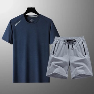 Costume de sport et de loisirs à manches courtes en soie de glace taille OEM hommes été mince respirant confortable T-shirt short costume deux pièces - Product Image 5