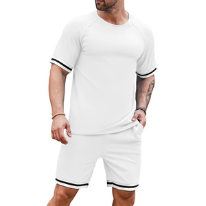 Conjunto de camiseta y pantalones cortos informales de algodón y LICRA para hombre con estampado de logotipo personalizado conjunto de gemelos para hombre de talla grande estilo callejero al por mayor - Product Image 1