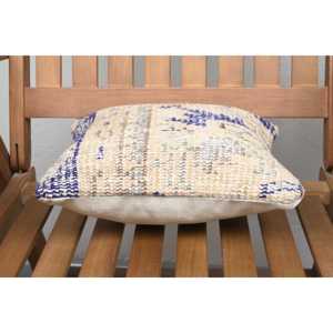 Coussin en laine beige tissé 12x12 pouces, coussin décoratif rustique de luxe, coussin vintage moelleux avec motifs brodés et imprimés, écologique et antidérapant - Product Image 5