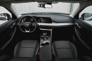 2024 Automatic Left-Hand <b>Drive</b> All-Wheel SUV Leather Seats Panoramic Sunroof 7-Speed Rear Camera R18 Tires - Product Image 3