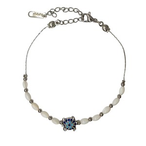 สร้อยข้อมือแฟชั่นลายตาปีศาจ - Product Image 1