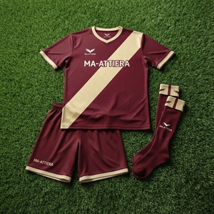Uniforme de Fútbol para Hombre MA-ATTIERA, Personalizable, Color Granate y Dorado, Franja Diagonal, Impresión por Sublimación, Transpirable, Poliéster, Talla Adulto - Product Image 6