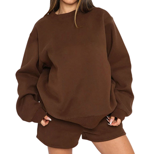 Sweat-shirt et short à col rond décontracté pour femmes ensemble deux pièces couleur unie sweat à capuche personnalisé 100% coton - Product Image 4