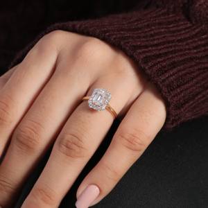 1,28 Ct Esmeralda Corte Incoloro Moissanite Anillo de compromiso Propuesta Regalo de aniversario Anillos de diamantes cónicos laterales - Product Image 4