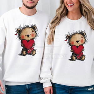 Sudadera con capucha Forever Valentine, elegante y cálida, diseñada para la temporada romántica, uso informal y regalos - Product Image 6