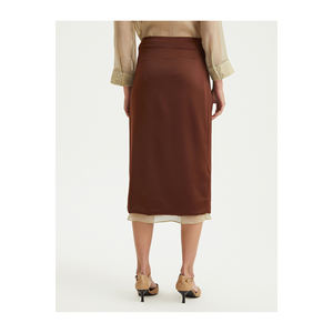 Falda de Satén para Mujer BGN con Detalle de Bordado de Cuentas Exquisito Modelo S24S094 - Product Image 5