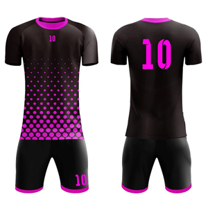 Ensemble de maillot de football d'hiver personnalisé pour hommes, impression numérique, 100% polyester, respirant, antibactérien, écologique - Product Image 3