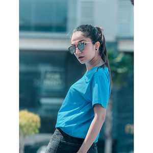 T-shirt Monochrome Bleu Saphir pour Elle - Product Image 1