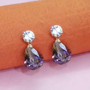 Kriaa ต่างหูระย้าหินสีขาวชุบทองออสเตรียต่างหูแฟชั่น1312878A - Product Image 1