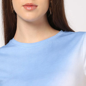 Top corto informal del fabricante de Pakistán, camisetas de secado rápido y transpirables para el último diseño de verano para mujer con logotipo frontal - Product Image 6